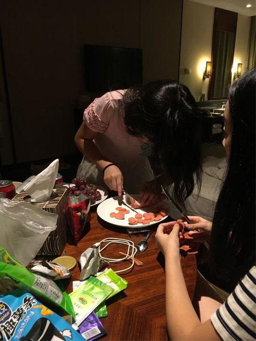 娱乐吃瓜四人组,揭秘娱乐圈背后的故事与笑料